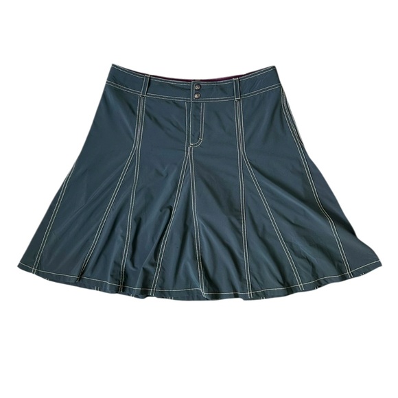 Athleta women’s hybrid skirt with built in shorts size 12 - Picture 1 of 9
